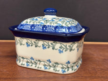 Load image into Gallery viewer, Trinket Box, Rectangular - Bluebird Vines

