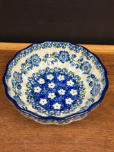 Load image into Gallery viewer, Bowl, Scalloped 4.5&quot; - Calico

