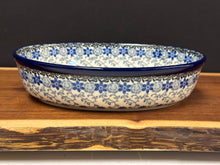 Load image into Gallery viewer, Baker, Oval 9.5&quot; - 1Qt. - Silver Lace

