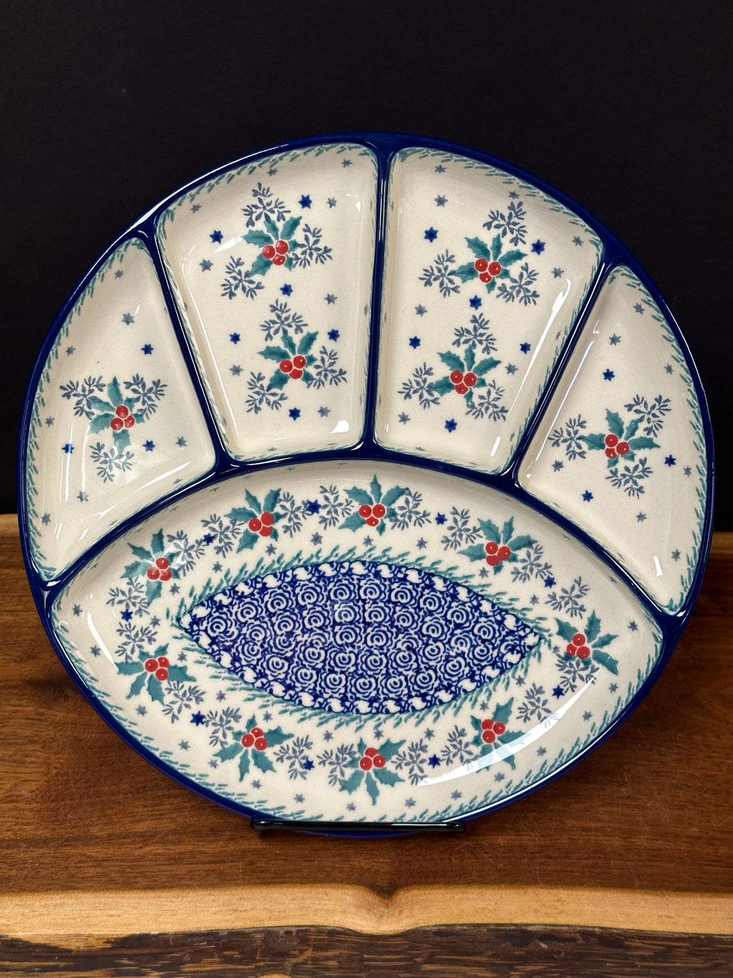 Platter, Divided 10.25” Round - Winter Holly