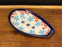Load image into Gallery viewer, Spoon Rest, Zaklady - Reindeer Games
