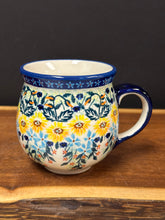 Load image into Gallery viewer, Mug, Bubble 12 oz. - Manufaktura - Draped in Gold

