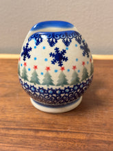Load image into Gallery viewer, Napkin Holder, Pre-owned - Snowy Christmas
