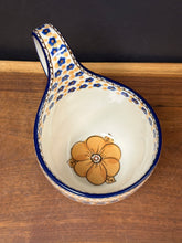 Load image into Gallery viewer, Bowl, Loop Handle Soup - U408B Chyla Orange
