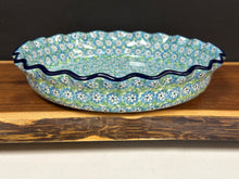 Load image into Gallery viewer, Pie Plate, Fluted 10&quot; - Key Lime

