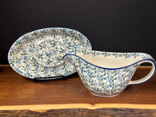 Load image into Gallery viewer, Gravy Boat, 16 oz - Forget Me Knot
