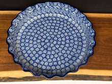 Load image into Gallery viewer, Pie Plate, Fluted 10&quot; - Midnight
