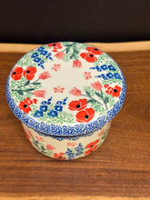 Load image into Gallery viewer, Butter Crock - Whimsical Garden

