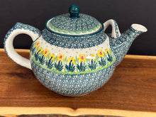Load image into Gallery viewer, Teapot, 1.75 Qt - Daffodil

