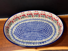 Load image into Gallery viewer, Baker, Oval 13.75&quot; - 3Qt.
