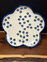 Load image into Gallery viewer, Plate, Flower Shape 9.5”
