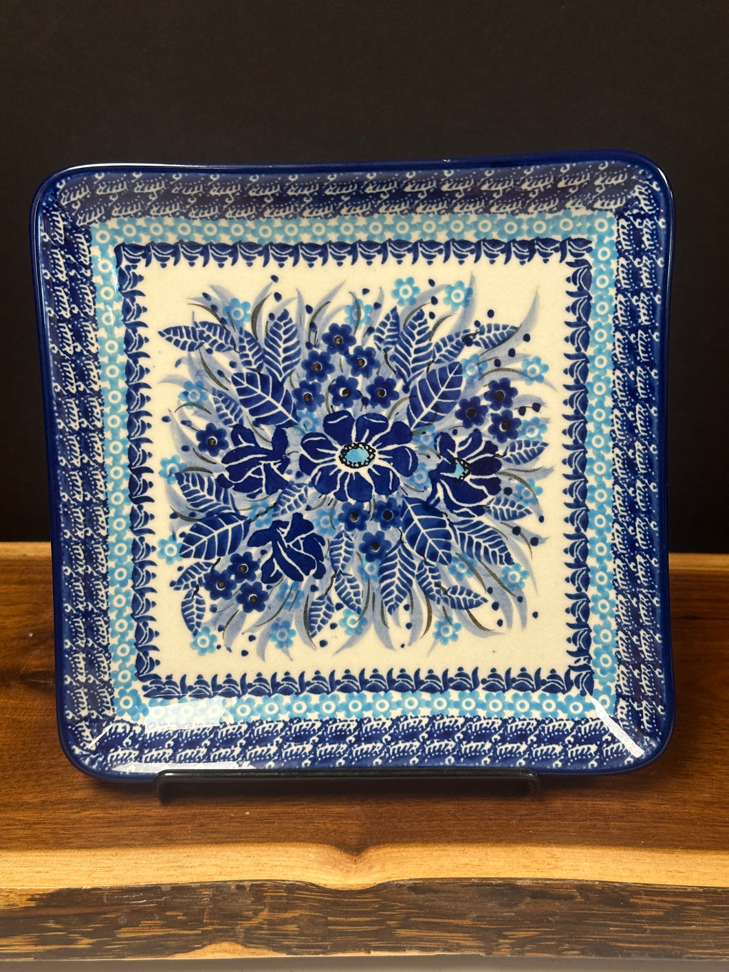 Plate, Pre-owned 8.25