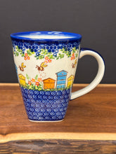 Load image into Gallery viewer, Mug, XL Square Coffee Kalich - Beehives
