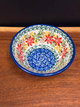 Load image into Gallery viewer, Bowl , Nesting 4.75&quot;W
