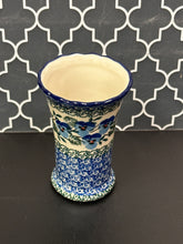 Load image into Gallery viewer, Vase, Small Fluted
