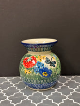 Load image into Gallery viewer, Vase, Bubble, 4.25&quot; Unikat Patterns
