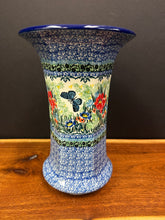 Load image into Gallery viewer, Vase, 9.5&quot; Fluted Shape Unikat Patterns

