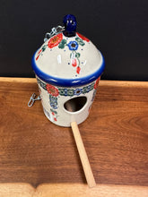 Load image into Gallery viewer, Birdhouse, Andy - Red Vines
