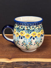 Load image into Gallery viewer, Mug, Bubble 16 oz. - Manufaktura - Draped in Gold
