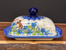 Load image into Gallery viewer, Butter Dish, Wide Kalich - Blue Meadow Horses
