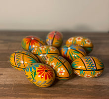 Load image into Gallery viewer, Eggs, Wooden Pysanky
