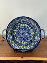Load image into Gallery viewer, Baker, Round w/handles 6&quot;
