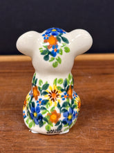 Load image into Gallery viewer, Mouse Figurine - Twinky
