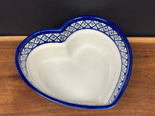 Load image into Gallery viewer, Bowl, Pre-Owned Heart Shaped 8&quot; - Holly Leaves
