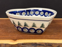 Load image into Gallery viewer, Bowl, Pre-Owned Heart Shaped 6&quot; - Peacock Dots &amp; Evergreen Trees
