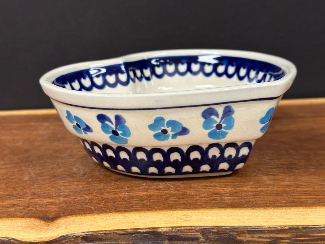 Bowl, Pre-Owned Heart Shaped 6