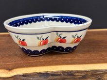 Load image into Gallery viewer, Bowl, Pre-Owned Heart Shaped 6&quot; - Apples &amp; Pears
