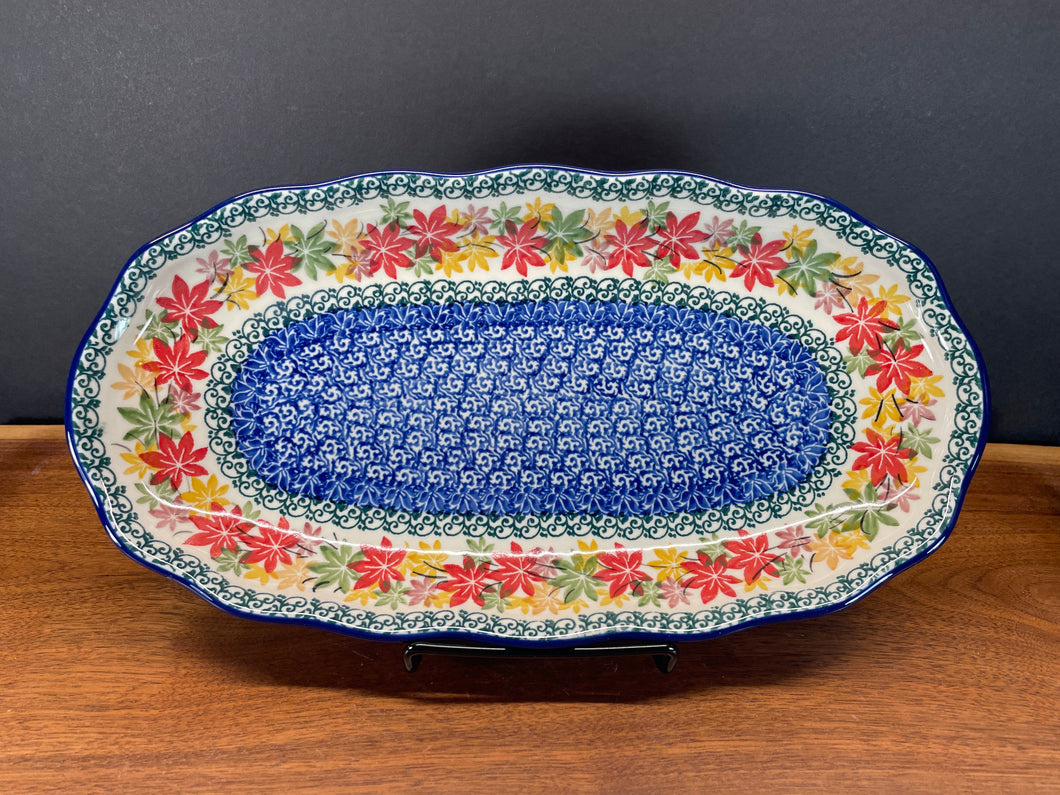 Platter, Oval Scalloped Edge