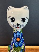 Load image into Gallery viewer, Cat Figurine, Kalich
