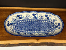 Load image into Gallery viewer, Platter, Oval Scalloped Edge - Evening Poppy
