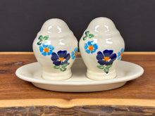 Load image into Gallery viewer, Salt &amp; Pepper Set, Pre-Owned - Floral
