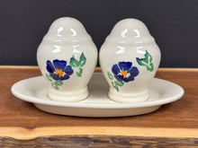 Load image into Gallery viewer, Salt &amp; Pepper Set, Pre-Owned - Floral
