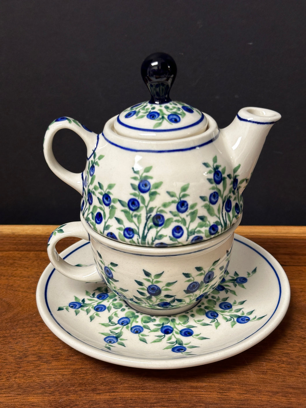 Teapot for One, 12 oz. - Berries on the Vine