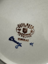 Load image into Gallery viewer, Plate, Pre-owned 9.5&quot; Dinner - WR Unikat

