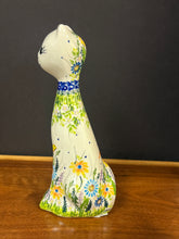 Load image into Gallery viewer, Cat Figurine, Kalich - Song Bird in the Garden
