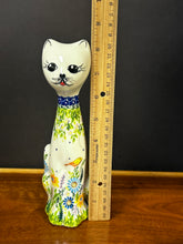 Load image into Gallery viewer, Cat Figurine, Kalich - Song Bird in the Garden
