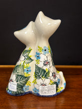 Load image into Gallery viewer, Cat Figurine with Two Cats, Kalich - White Camellias
