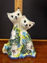 Load image into Gallery viewer, Cat Figurine with Two Cats, Kalich - White Camellias
