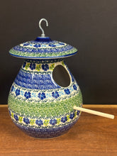 Load image into Gallery viewer, Birdhouse, Kalich Unikat - Sapphire &amp; Swirls
