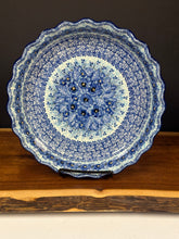 Load image into Gallery viewer, Pie Plate, Fluted 10" - U3-U3639
