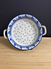 Load image into Gallery viewer, Baker, Round w/handles 8&quot;
