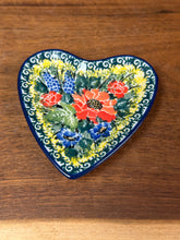 Load image into Gallery viewer, Teabag Holder, Heart Shaped Pre-owned U7350
