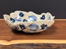 Load image into Gallery viewer, Bowl, Swirl Pre-owned by ANDY
