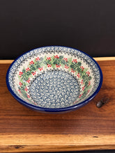 Load image into Gallery viewer, Bowl, Nesting 6.5&quot; W - Holly Berry
