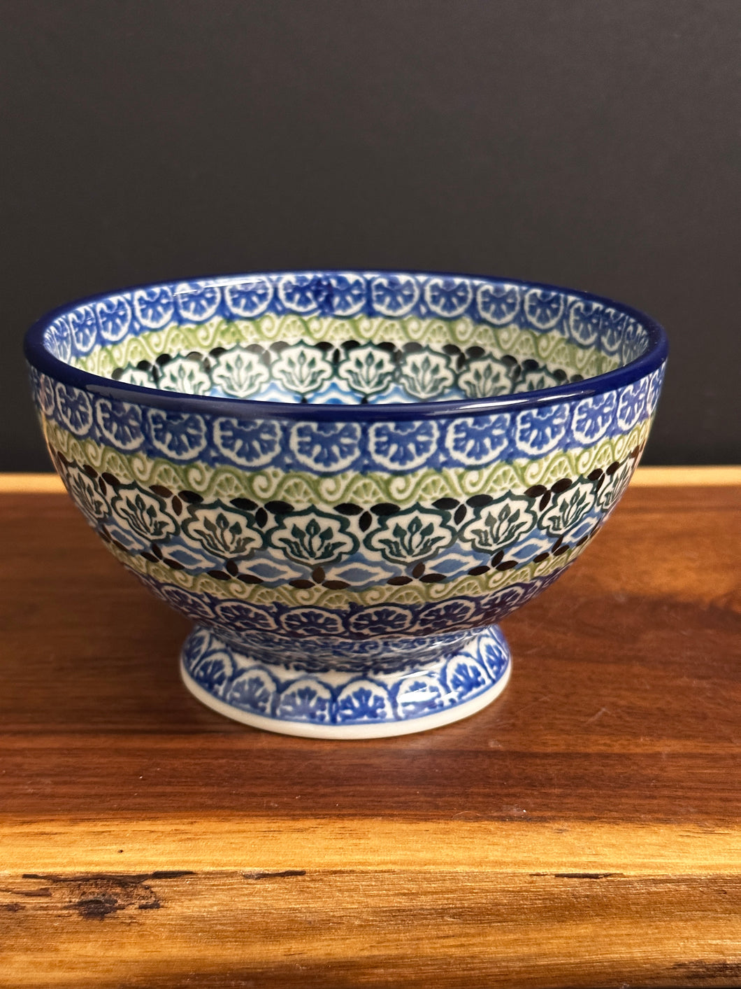 Bowl, Pedestal