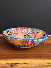 Load image into Gallery viewer, Bowl, Scalloped Medium Manufaktura
